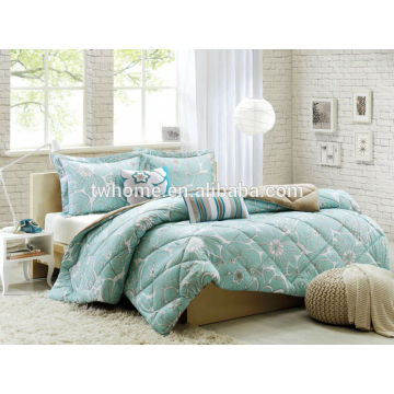 Ensemble de couette Molly Litering Design Intelligent Design Molly